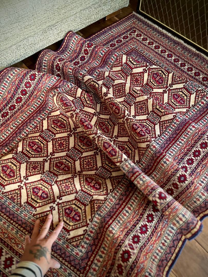 トライバルラグ　ヴィンテージラグ　ペルシャ絨毯　バルーチ族　プリミティブアート