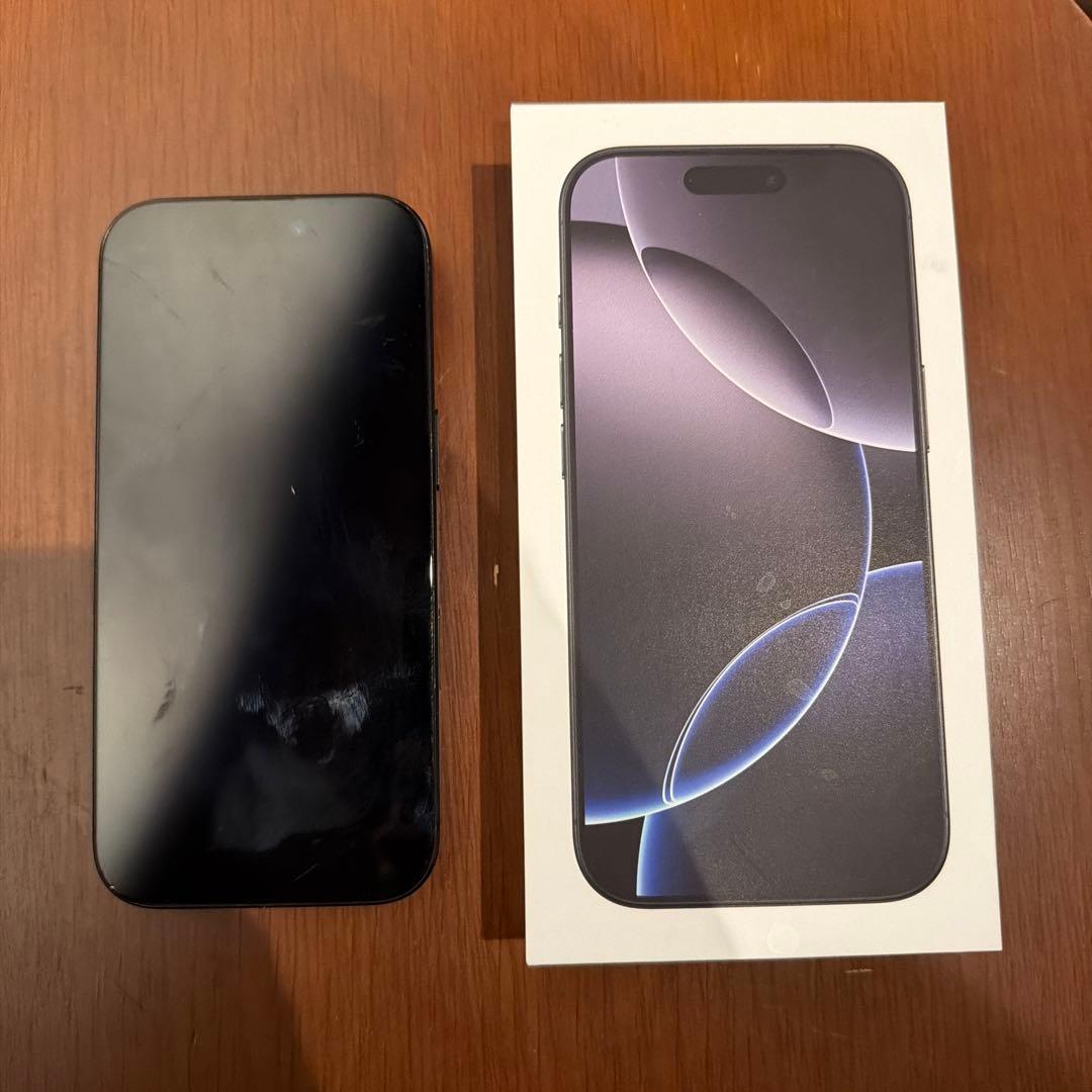 B*6様 iPhone 16 pro 本体　512G
