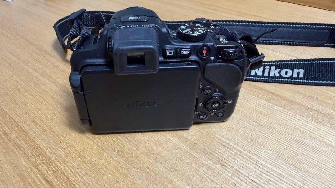 Nikon Coolpix 60倍ズームデジタルカメラ