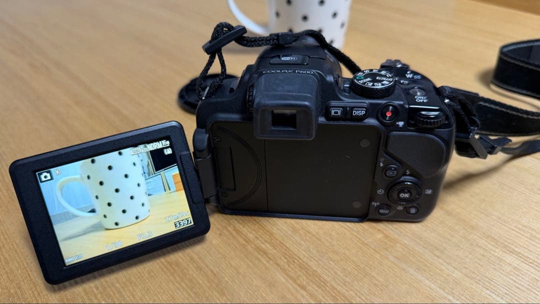 Nikon Coolpix 60倍ズームデジタルカメラ