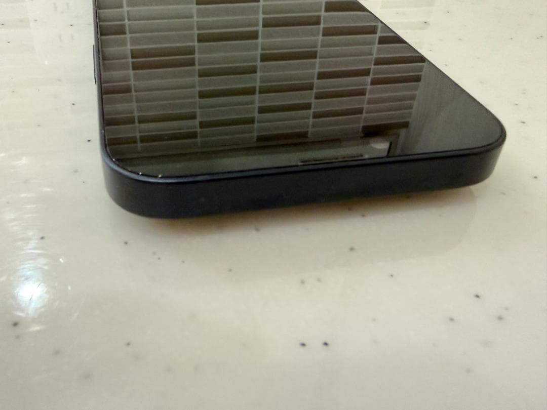 美品 SIMフリー iPhone14 256GB ミッドナイト