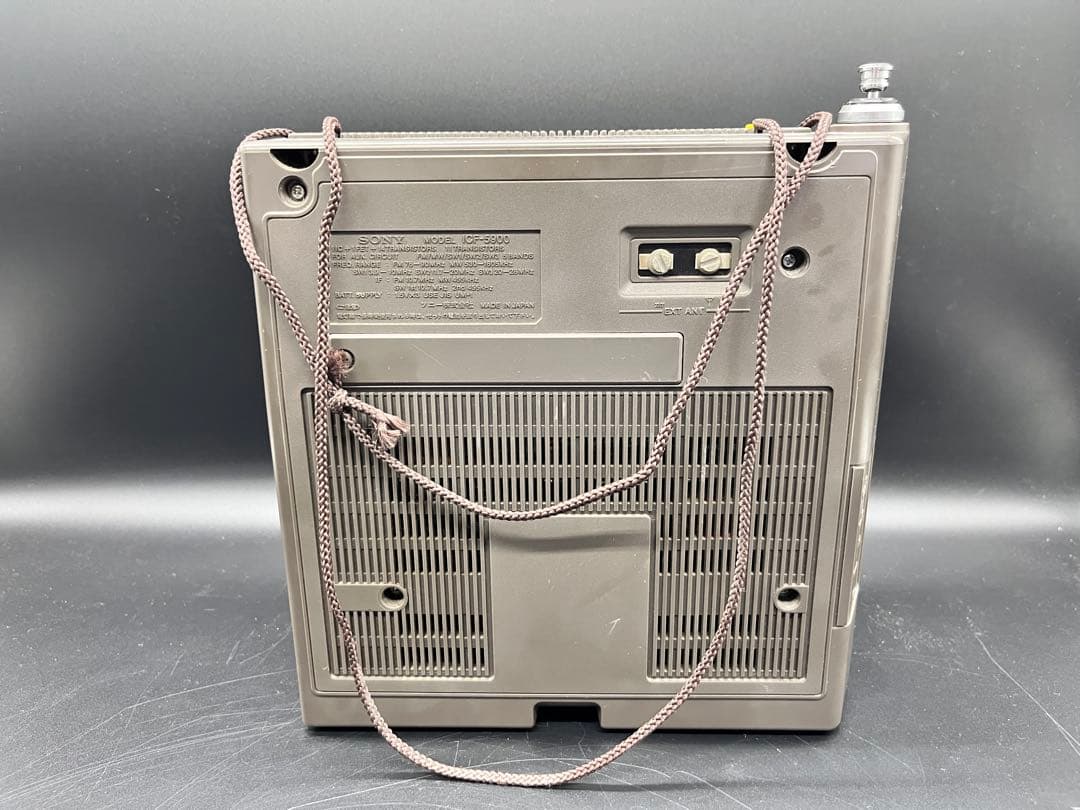 SONY ICF-5900 BCLラジオ／スカイセンサー　ラジオ動作確認済み
