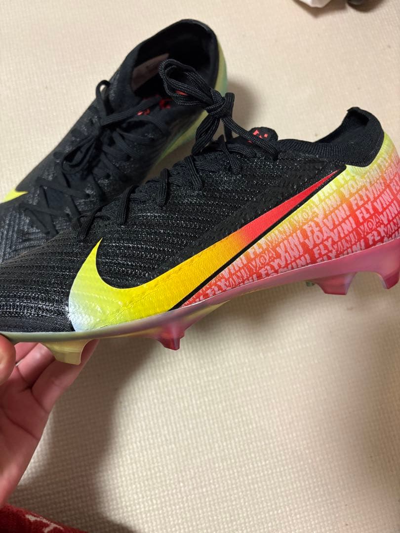 Nike Mercurial ヴィニシウスシグネチャーモデル サッカーシューズ