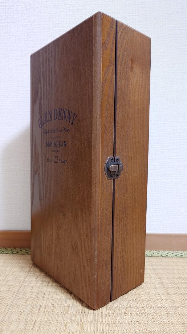 マッカラン22年 木製ケースのみ