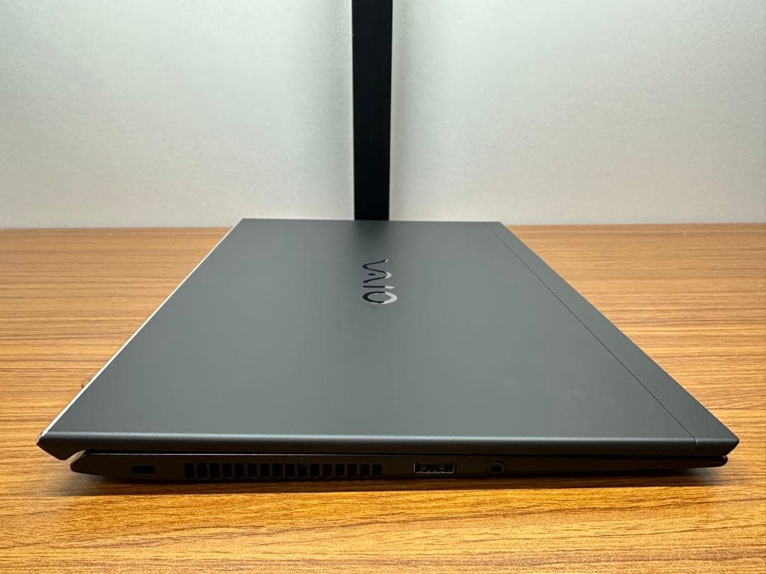 Windowsノート本体 7.VAIO Pro VJPK i7-1165G7 32Gb 512Gb 4K