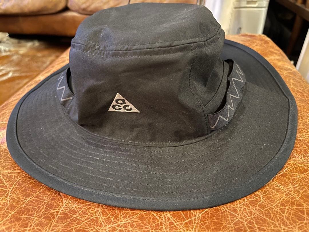 完売品 NIKE ACG GORE-TEX BUCKET HAT カラビナ付