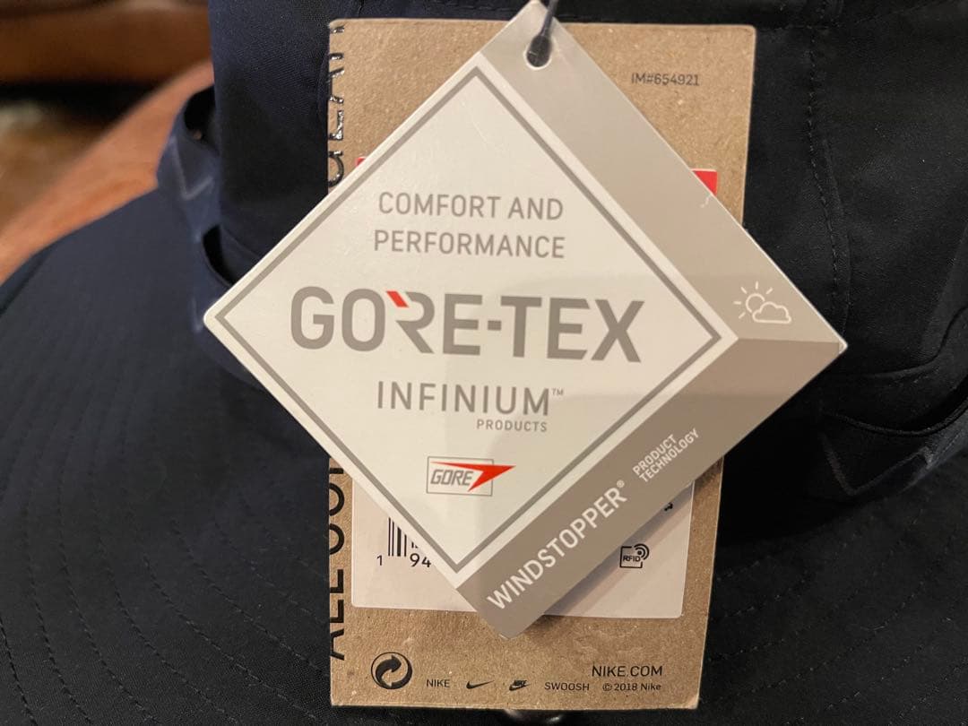 完売品 NIKE ACG GORE-TEX BUCKET HAT カラビナ付