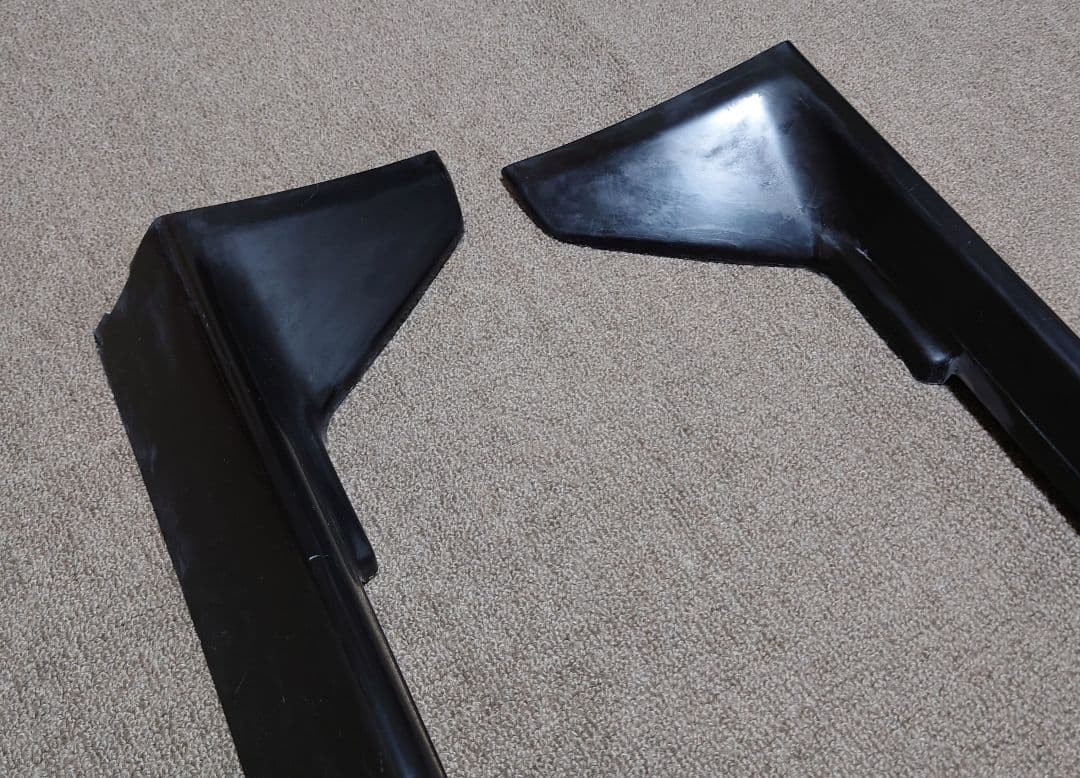 インパルス製 AE86用純正タイプFRPサイドステップ