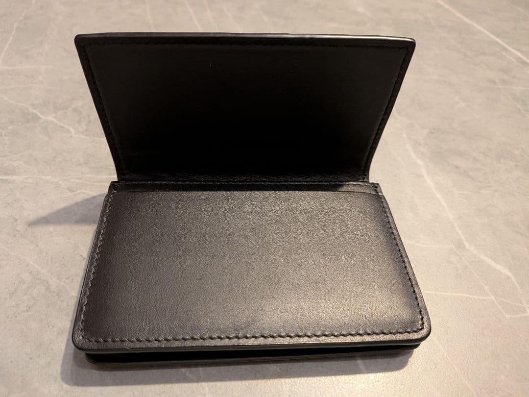 BOTTEGA VENETA イントレチャート レザー 名刺入