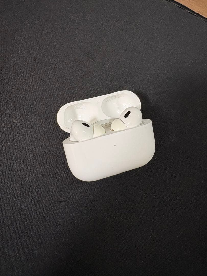 AirPods Pro 第2世代 lightningタイプ