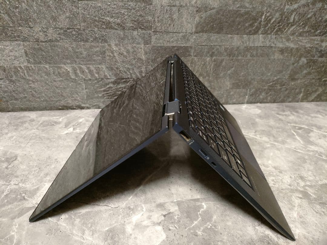 HP Elite Dragonfly corei5 メモリ16 新品SSD256