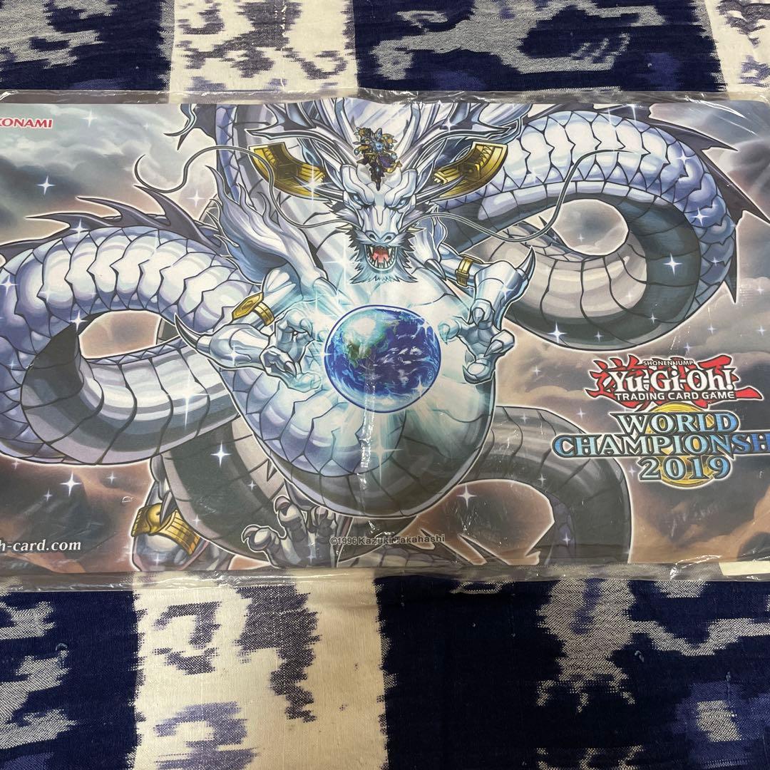 遊戯王wcs2019 プレイマット　神峰之天津靇