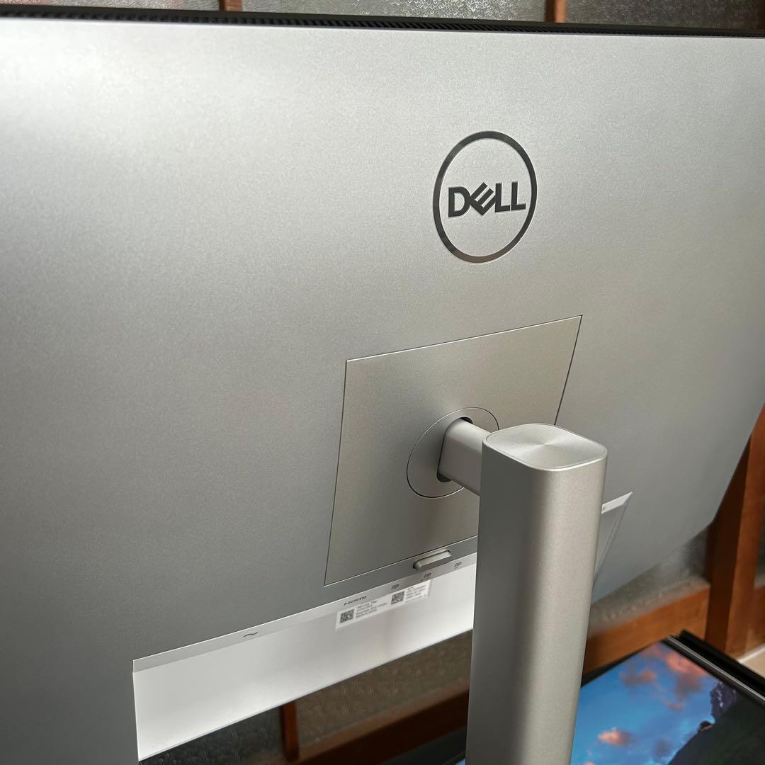 DELL 27インチ4Kモニター U2723QX