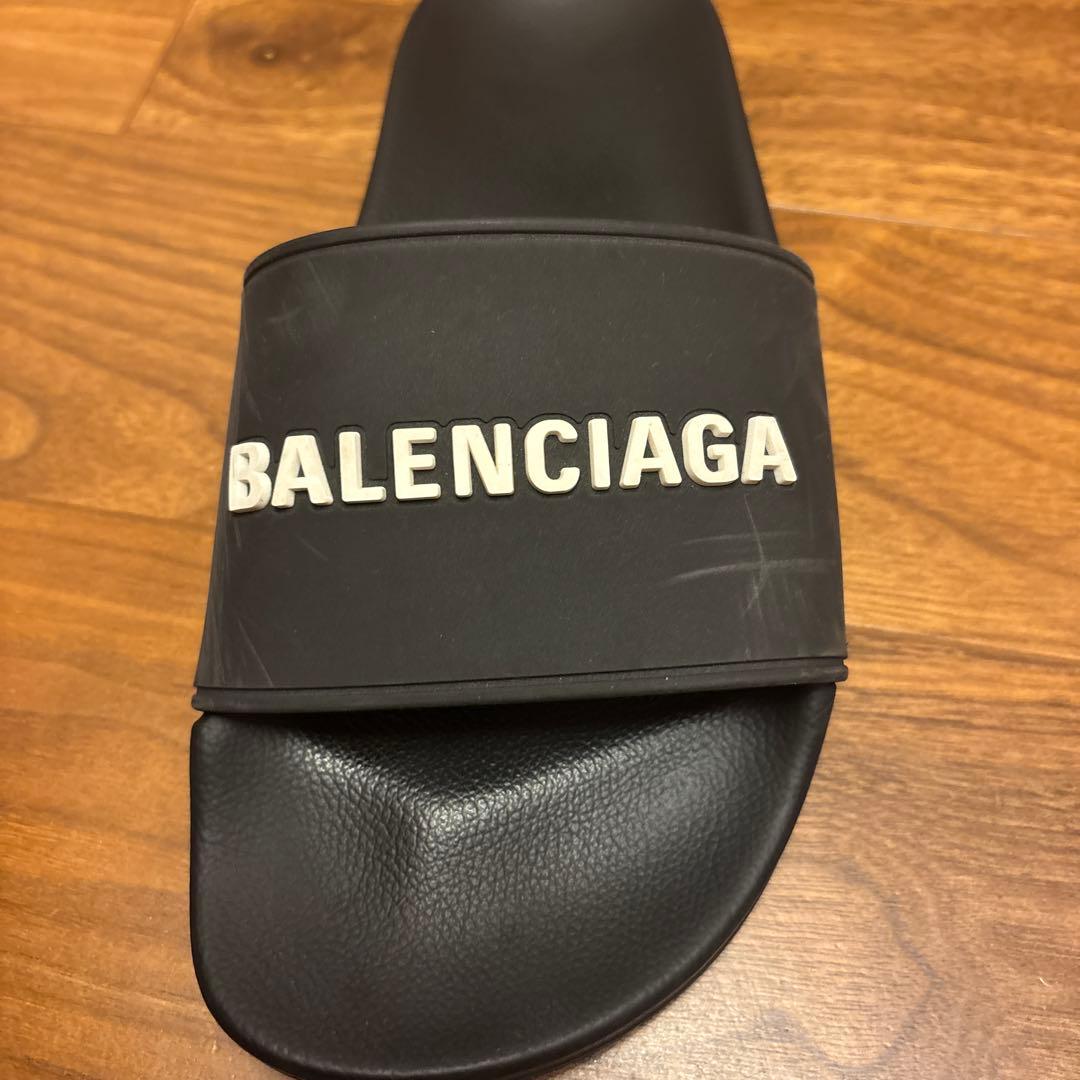 バレンシアガ　サンダル　24.5