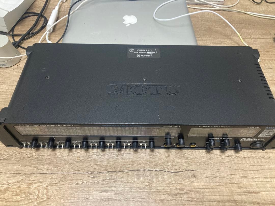 s*w様 メンテ済　Motu 896 Mk3 インターフェース