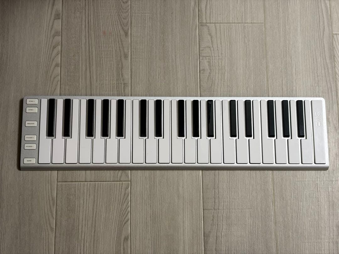 n*h様 CME Xkey 37 MIDIキーボード
