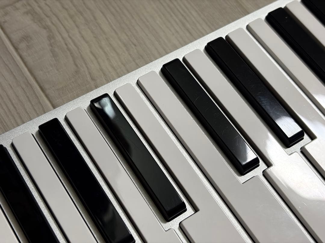 n*h様 CME Xkey 37 MIDIキーボード