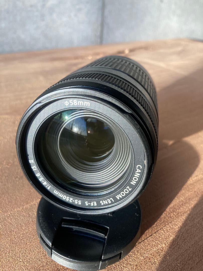 Canon EOS kissＸ7 レンズ4本とストロボ付