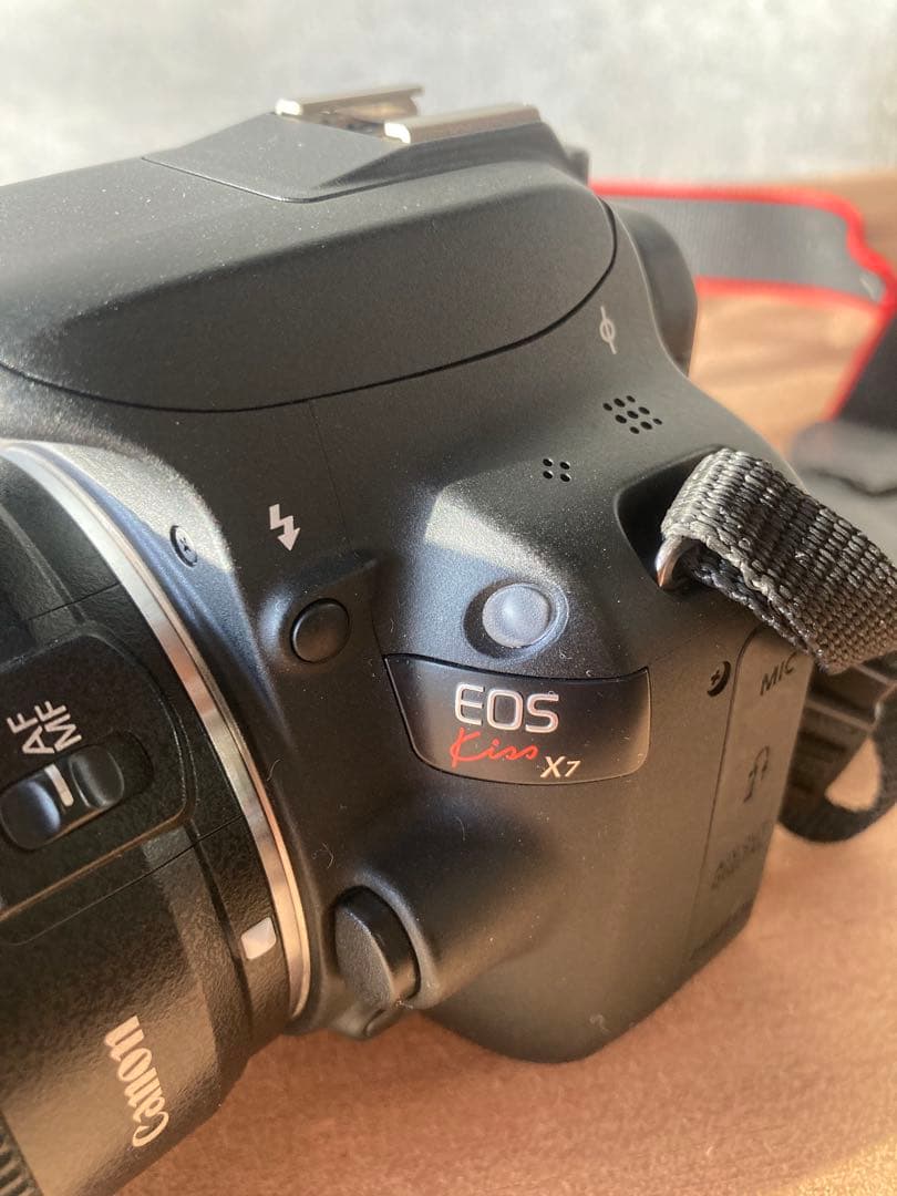 Canon EOS kissＸ7 レンズ4本とストロボ付