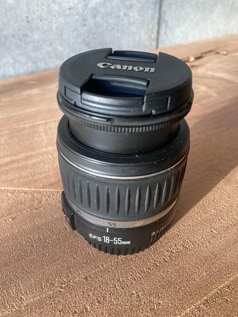 Canon EOS kissＸ7 レンズ4本とストロボ付