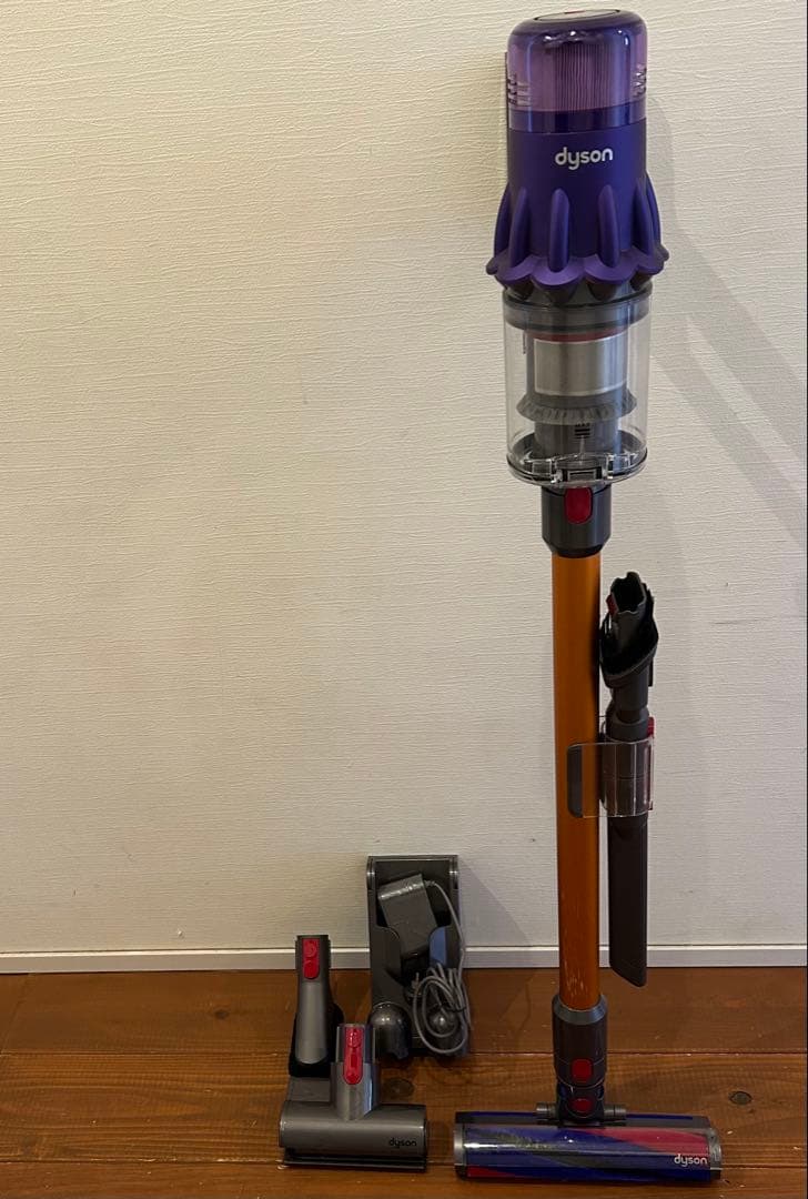 dyson digital slim fluffy☆クリーニング済み☆訳あり