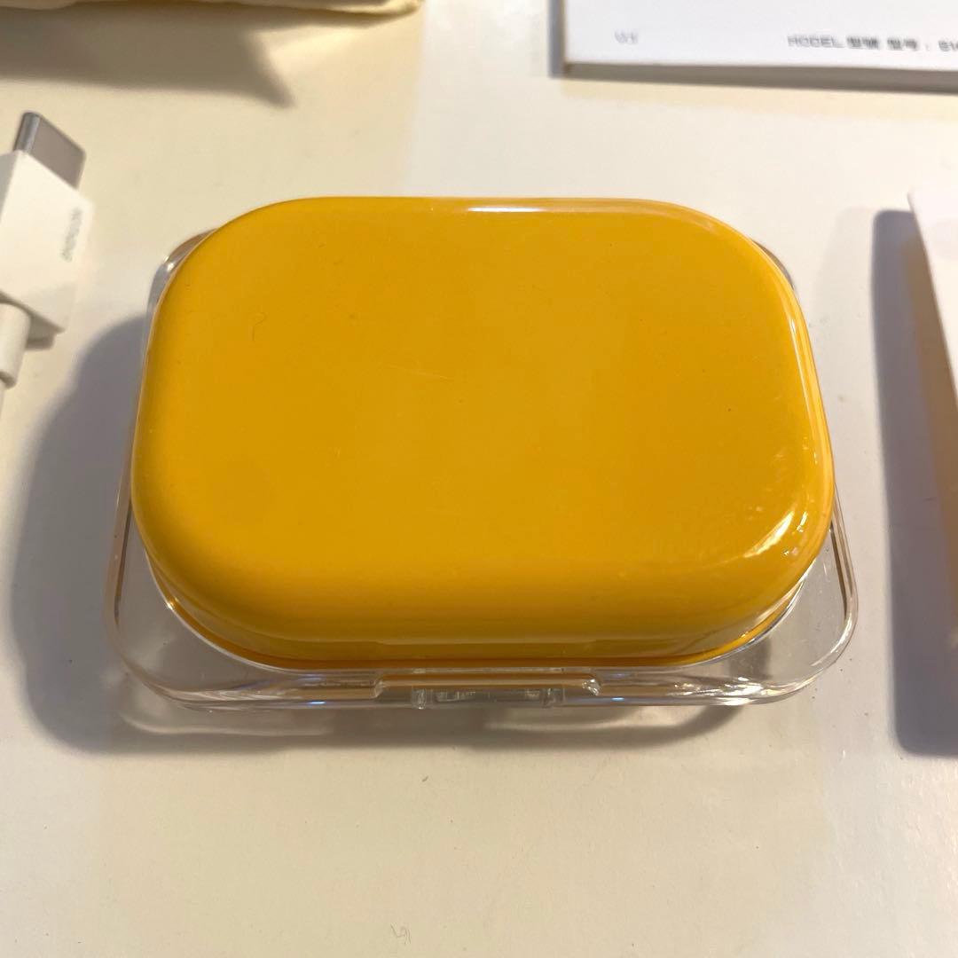 NOTHING Ear（a） イエロー