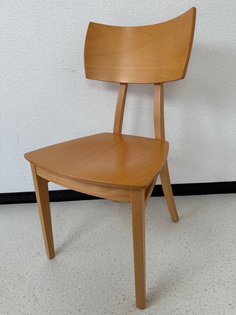 （4/4）カリガリス ダイニングチェア イタリア製 ウォールナット材※i4※