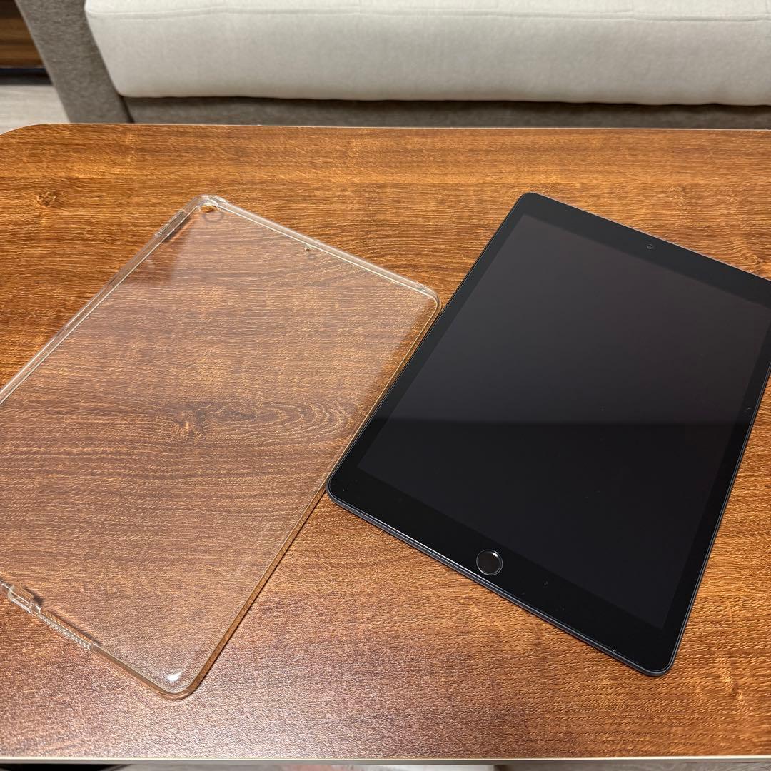 【期間限定】Apple iPad 第7世代 フィルム/ケース付き