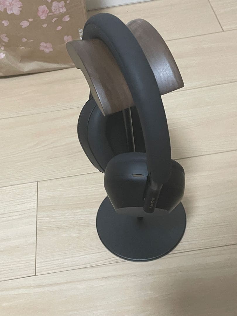 SONY WH-1000XM5 ワイヤレスヘッドホン(ヘッドフォンスタンド付き)