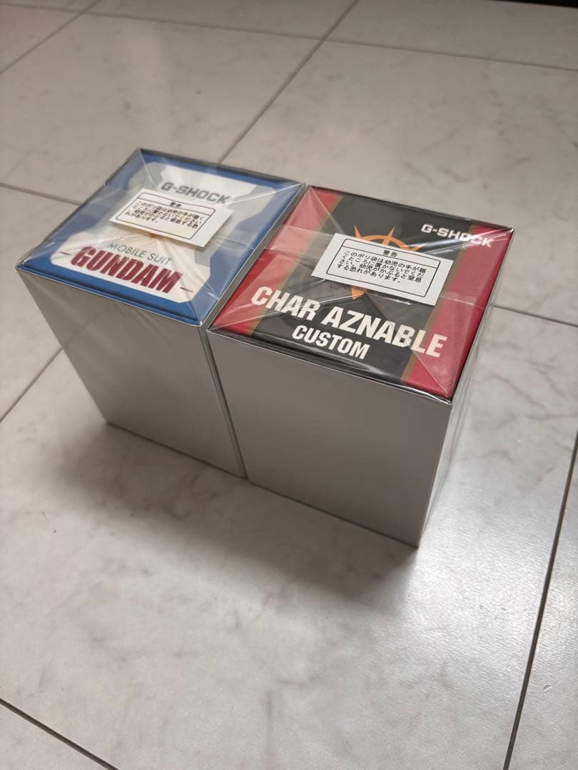 新品未開封 G-SHOCK ガンダムコラボ 腕時計35周年モデルガンダム、シャア