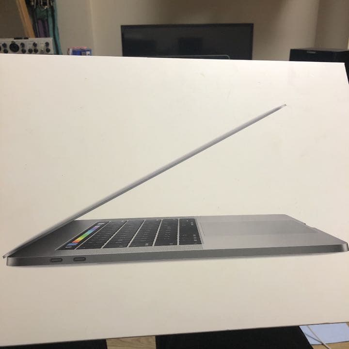 Mac book pro 2017 15インチ
