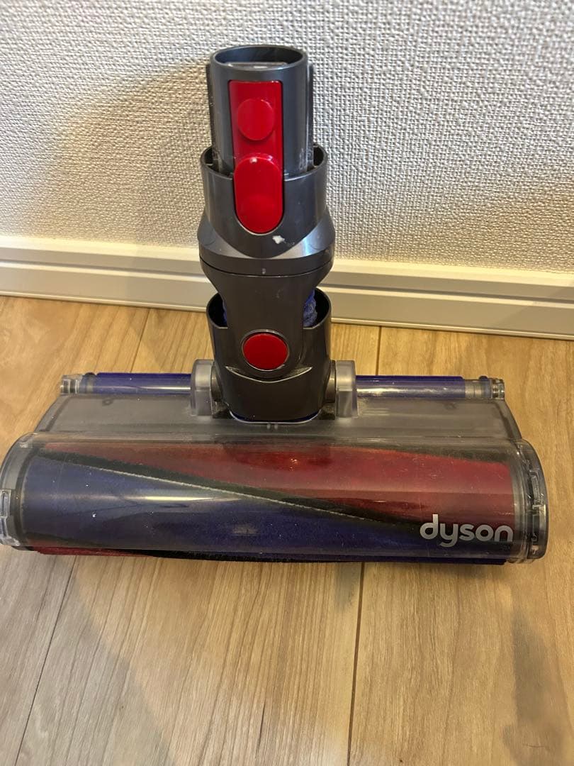 Dyson V8 fluffy+ スティッククリーナー