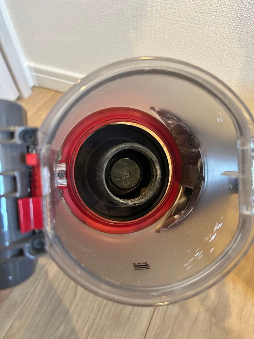 Dyson V8 fluffy+ スティッククリーナー