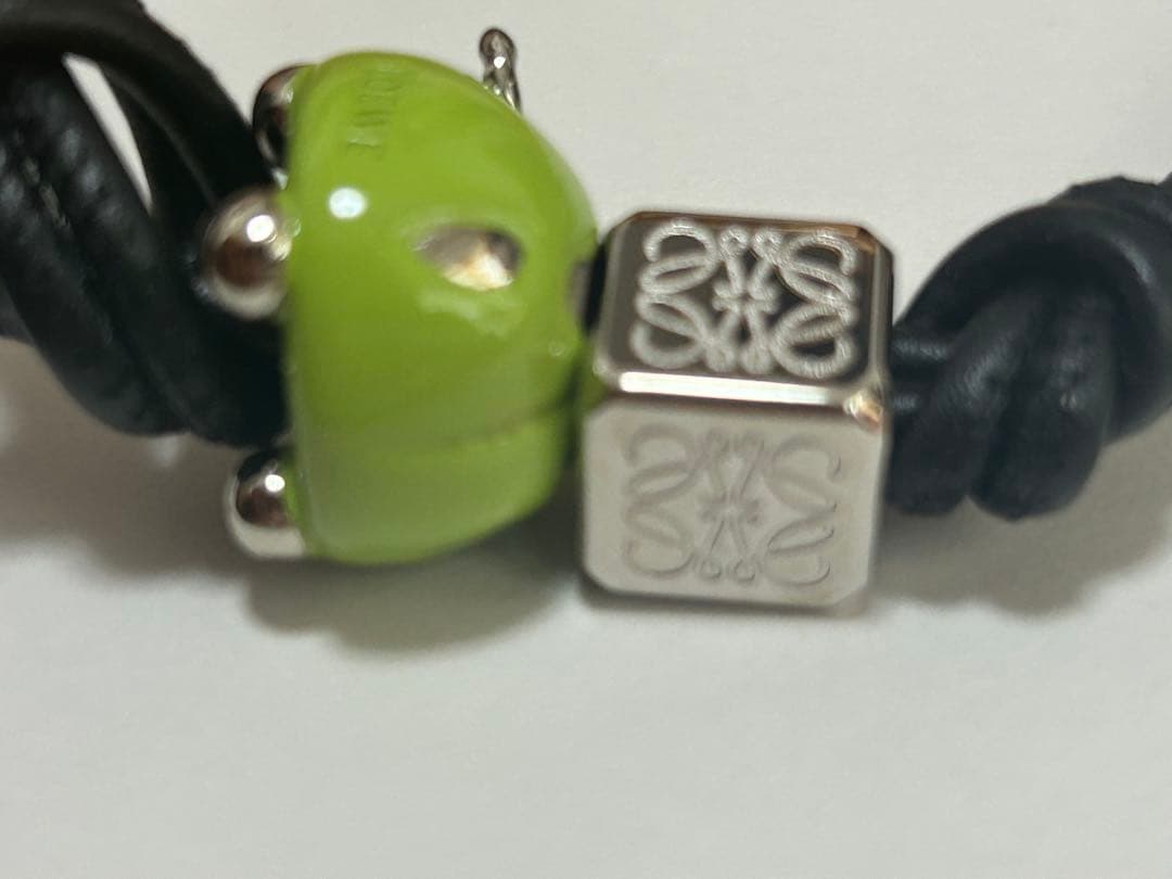 ロエベ チャーム てんとう虫