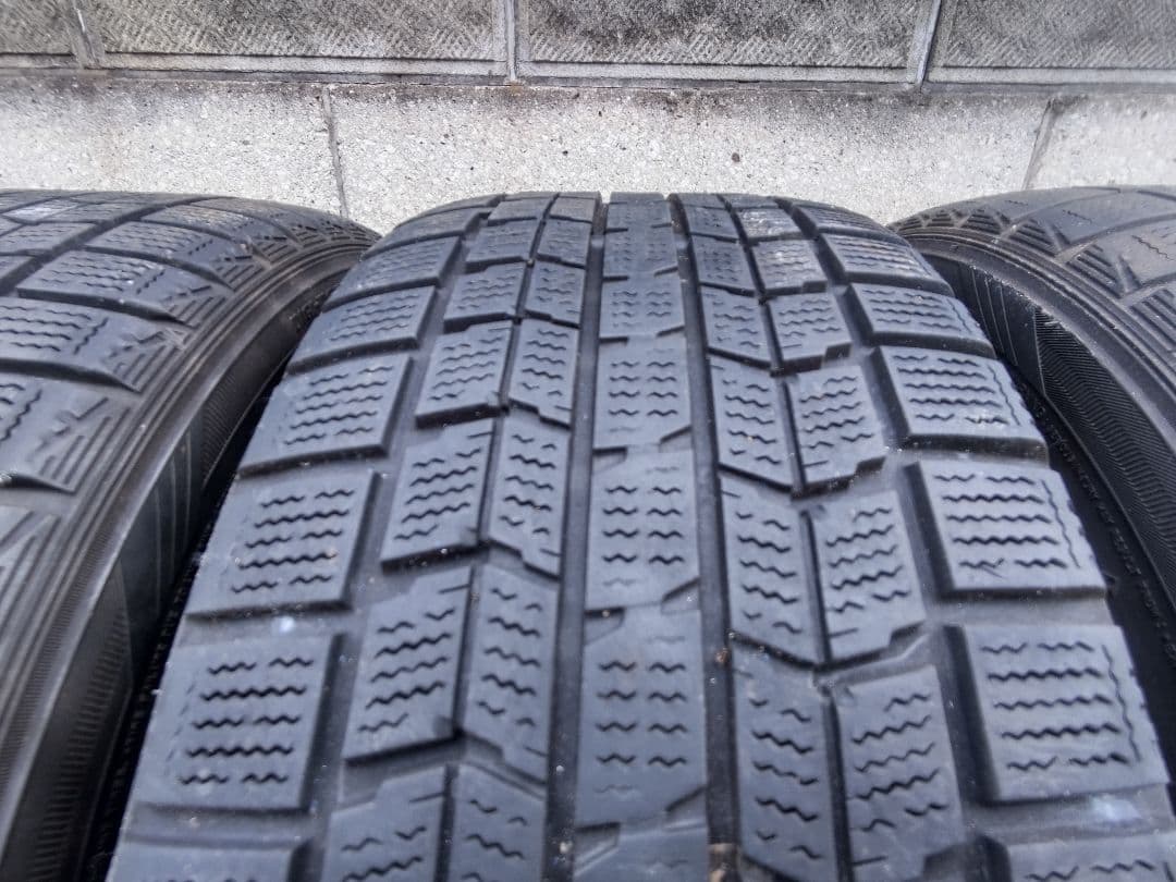 j*k様 メルセデスベンツ用スタッドレスタイヤ&ホィール４本の出品です。