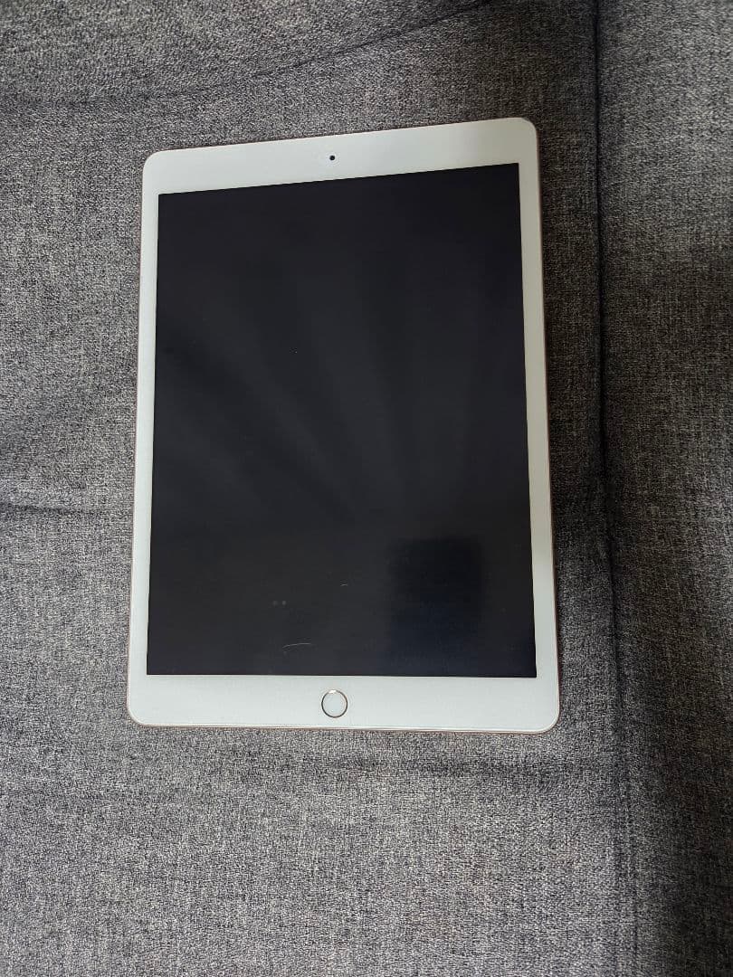 【ペンシル付き】Apple iPad 第７世代　ピンクゴールド 本体