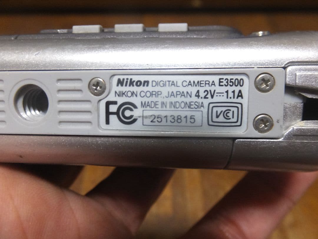 Nikon Coolpix E3500 ニコン デジタルカメラ