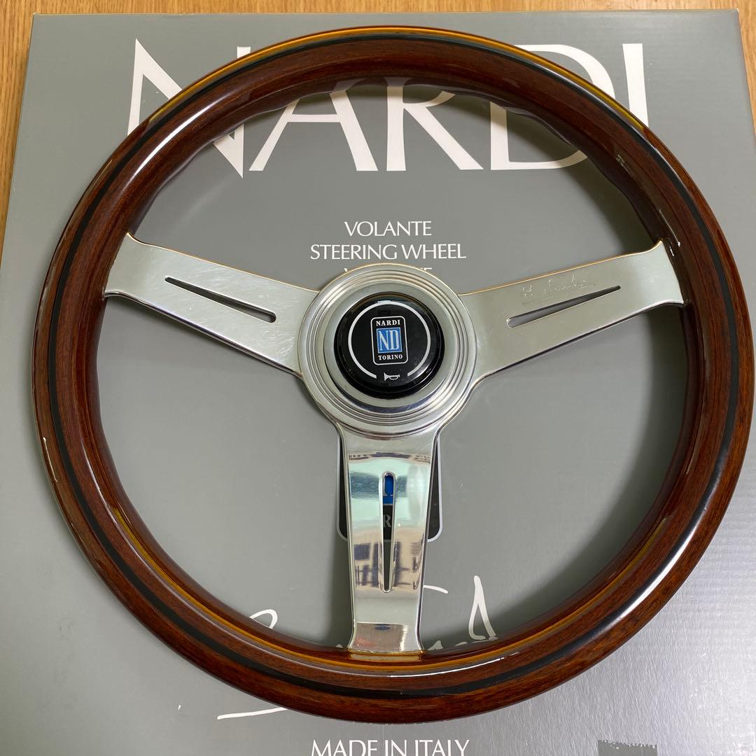 ナルディ　ウッド　33φ