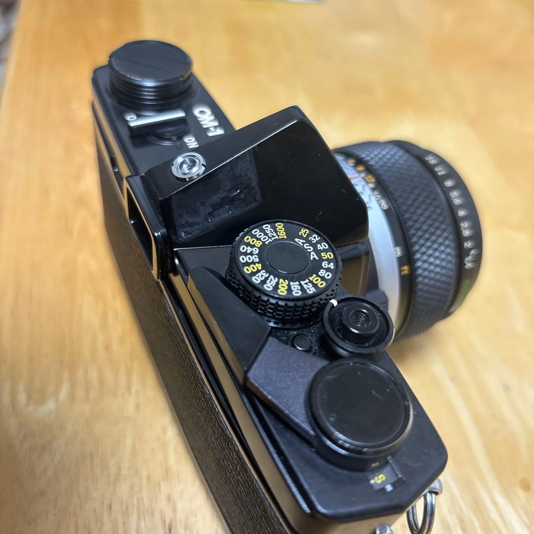 OLYMPUS OM-1 Auto-S 50mm f/1.4 （前期型）付き