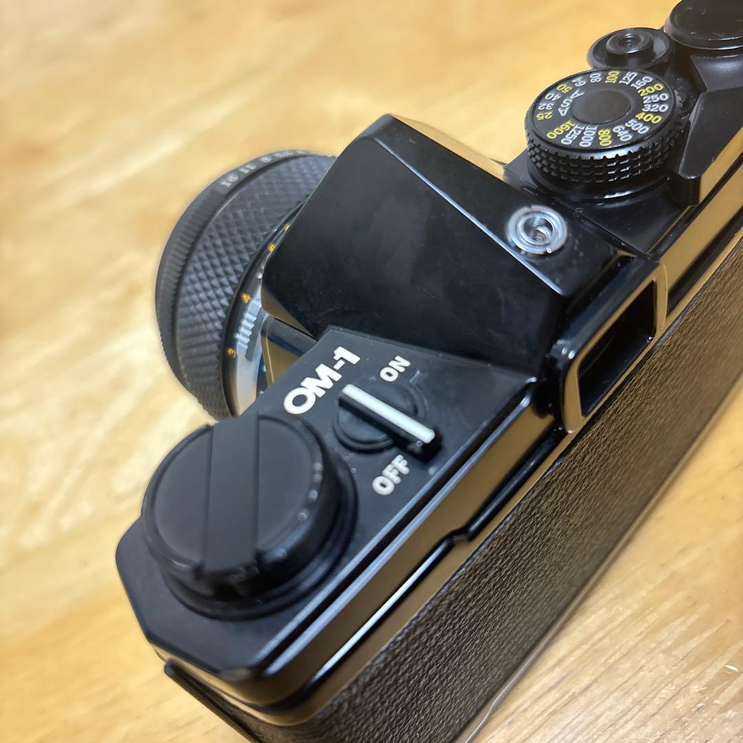 OLYMPUS OM-1 Auto-S 50mm f/1.4 （前期型）付き