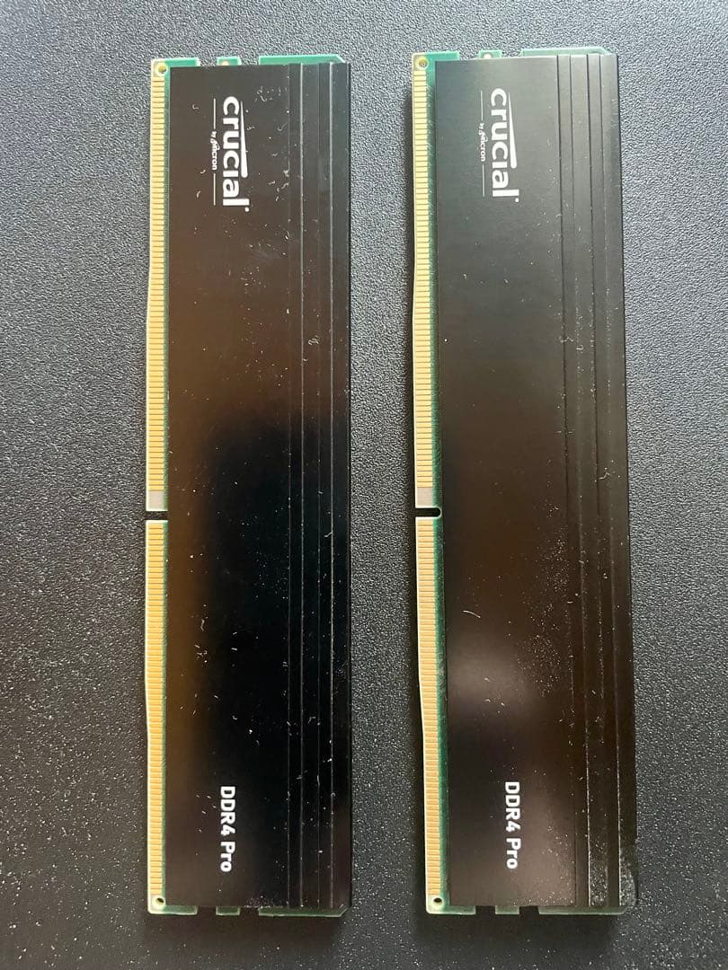 Crucial PRO デスクトップ用メモリ16GBX2枚 DDR4-3200