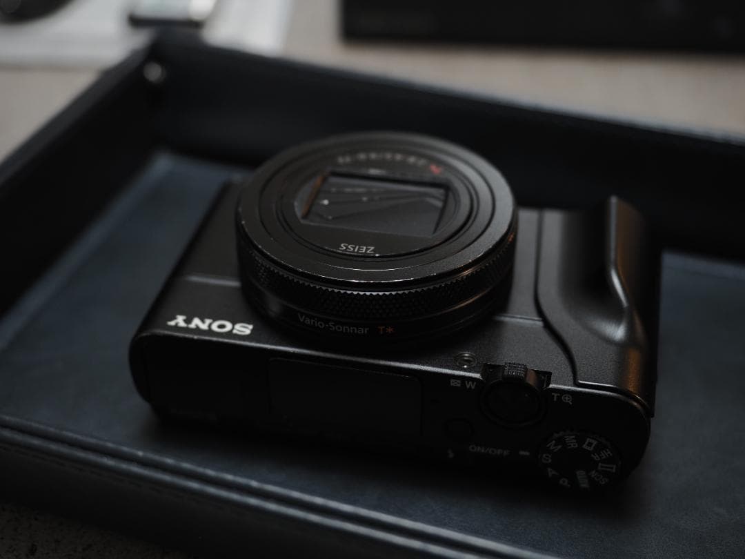 ソニー DSC-RX100M7