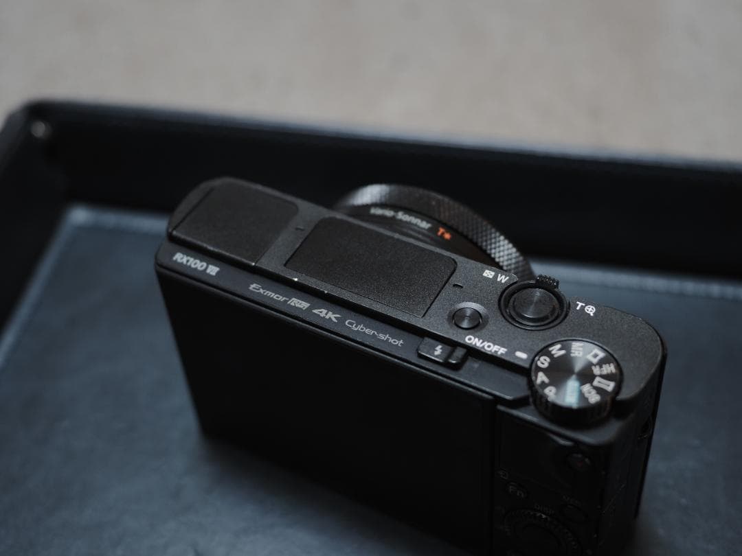 ソニー DSC-RX100M7