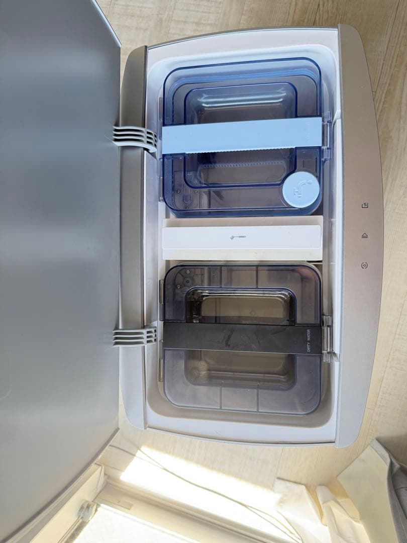 【美品】カメラ、AI搭載ECOVACS DEEBOT T10 OMNI 備品付き