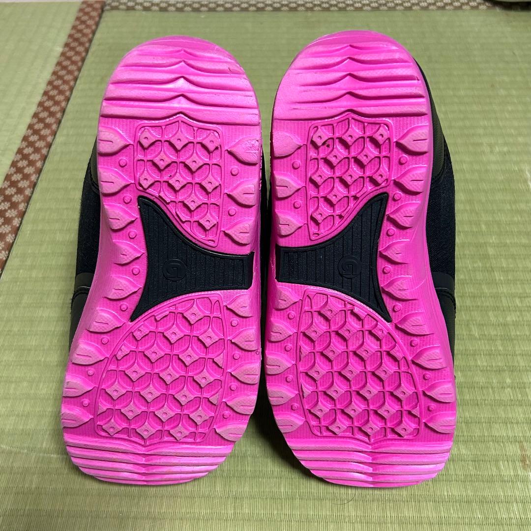 burton◼️バートン ◼️boa◼️ボア◼️足元可愛い◼️着脱簡単◼️23cm◼️ピンク