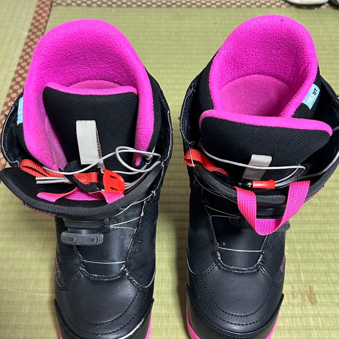 burton◼️バートン ◼️boa◼️ボア◼️足元可愛い◼️着脱簡単◼️23cm◼️ピンク