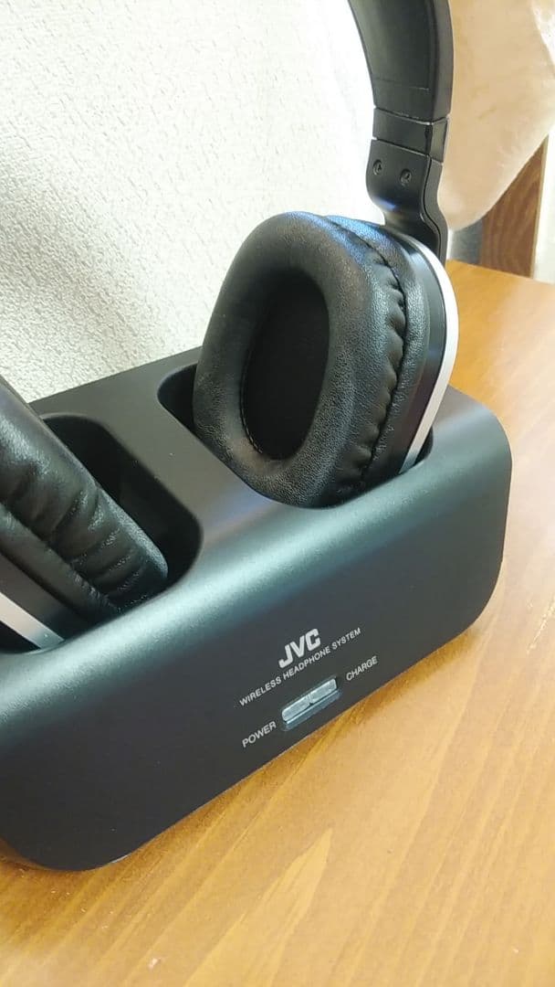 Victor・JVC HA-WD100B 密閉型 ワイヤレスヘッドホン 本体