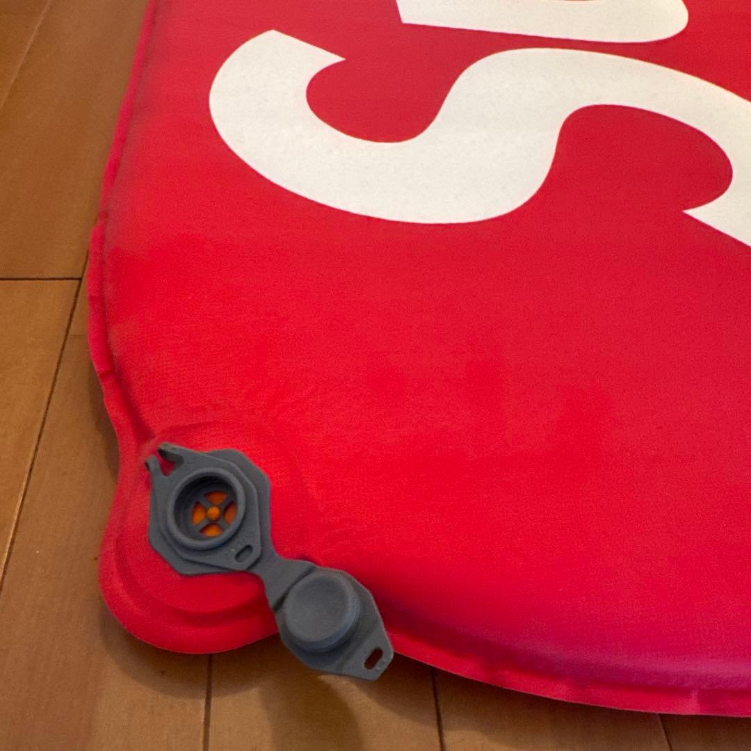 Supreme インフレータブルアウトドアベンチ レッド