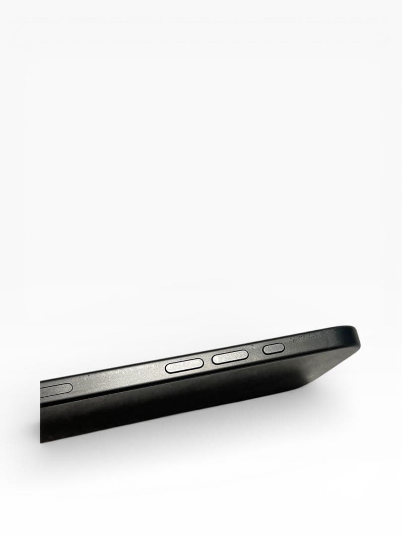 iPhone 16 ブラック 本体 SIMフリー 美品