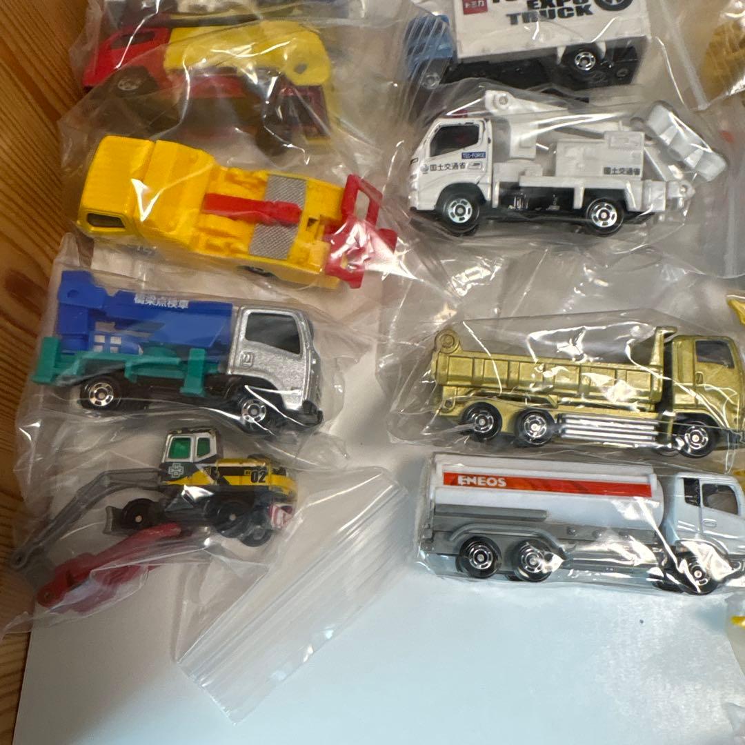 2336.トミカミニカーセット 60台まとめ売り